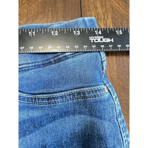 Signature by Levi Gold Label Women's Totally Shaping Pull on Skinny Size 6 Short - Picture 5 of 8
